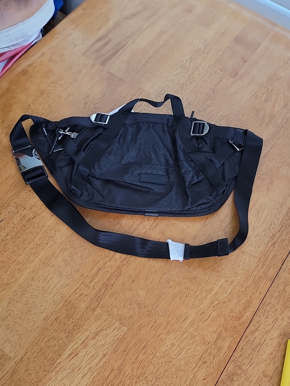Athleta Excursion Large Belt Bag in black